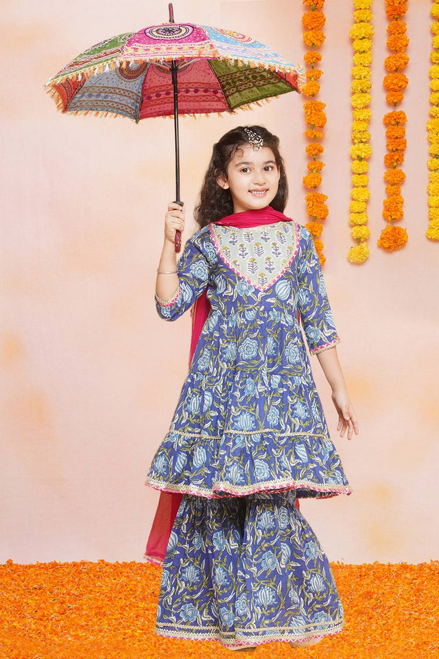 Girl's Blue Floral Printed Cotton Kurta Set