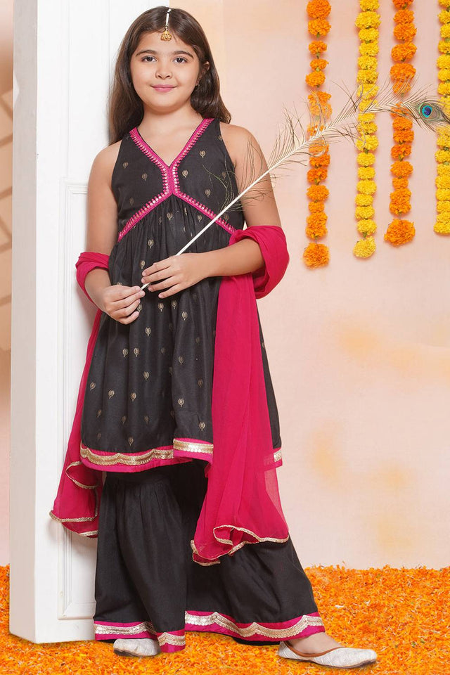 Girl's Black Ethnic Motifs Printed Cotton Kurta Set
