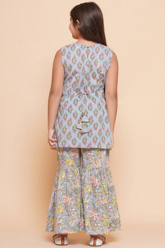 Girl's Grey Floral Printed Cotton Kurta Set