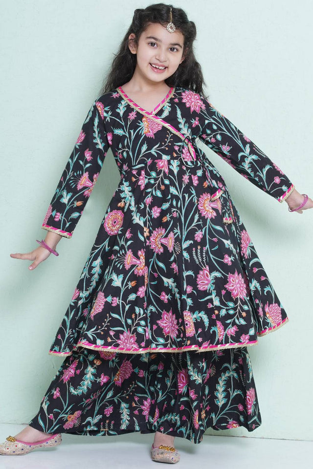 Girl's Black Floral Printed Cotton Kurta Set (N2ZTKS206)