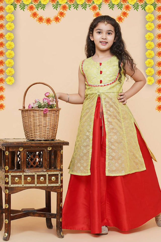 Girl's Red Solid Silk Lehenga