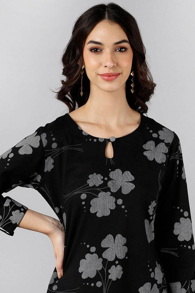 Black Cotton Keyhole Neck Kurti