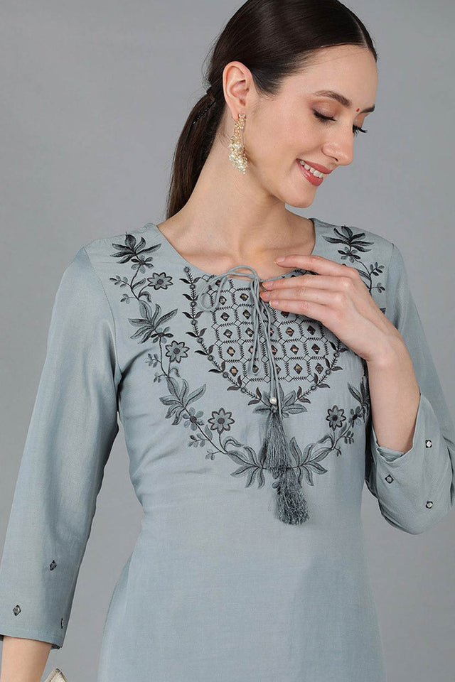 Blue Silk Blend Solid Straight Kurti