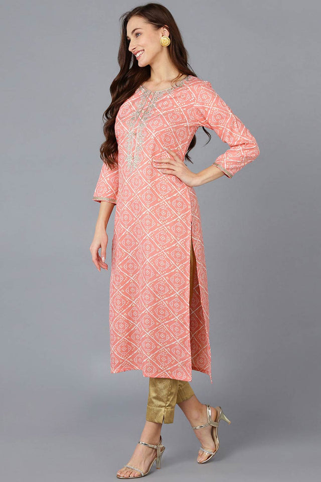 Pink Silk Blend Embroidered Round Neck Kurti