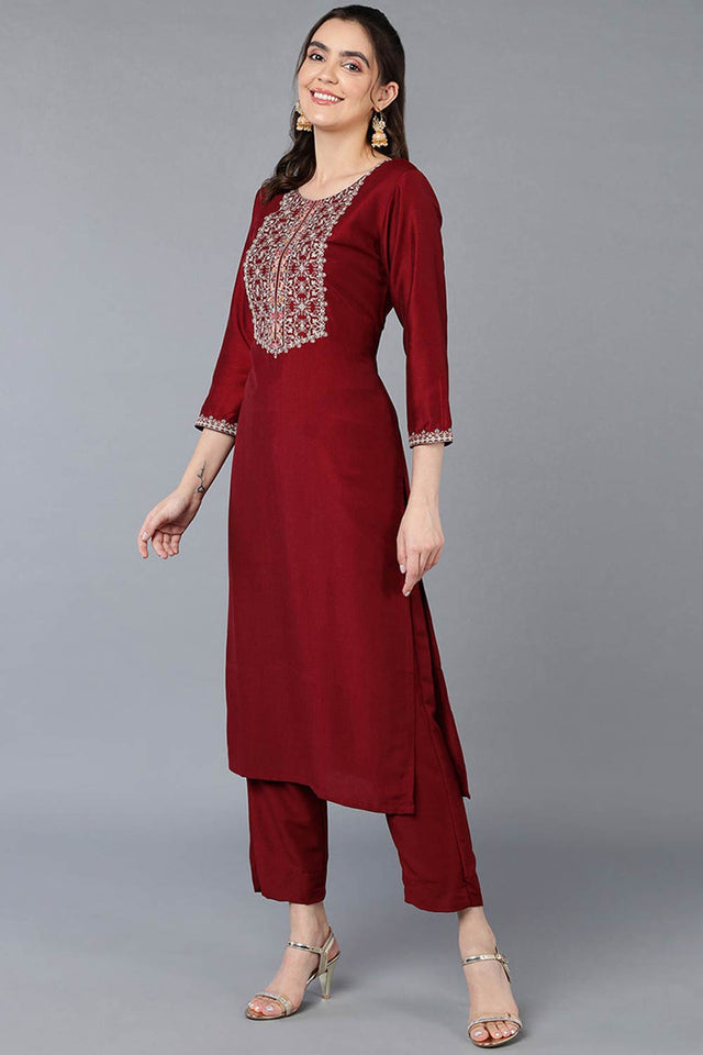 Red Silk Blend Round Neck Kurti