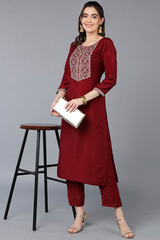 Red Silk Blend Round Neck Kurti