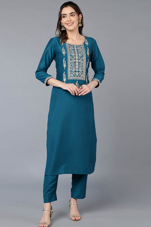 Green Silk Blend Embroidered Round Neck Kurti