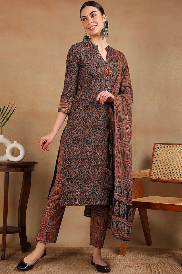 Navy Blue Rayon Blend Ethnic Motifs Printed Straight Cut Suit Set