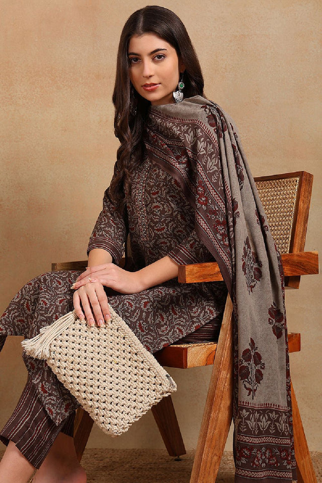 Grey Rayon Blend Ethnic Motifs Printed Straight Cut Pant Suit Set
