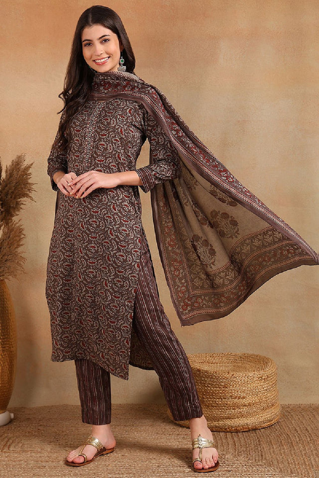 Grey Rayon Blend Ethnic Motifs Printed Straight Cut Pant Suit Set