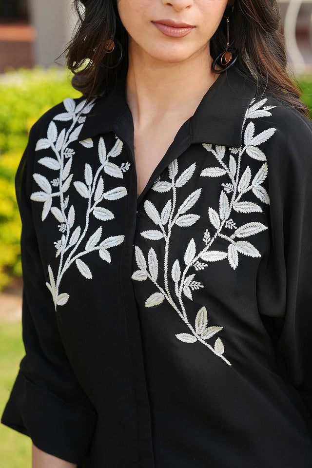 Black Floral Embroidered Georgette Kurti Pant Set (NC2250AKS)