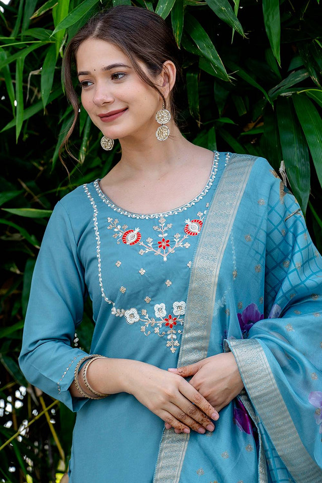 Blue Floral Embroidered Viscose Kurti Pant Set