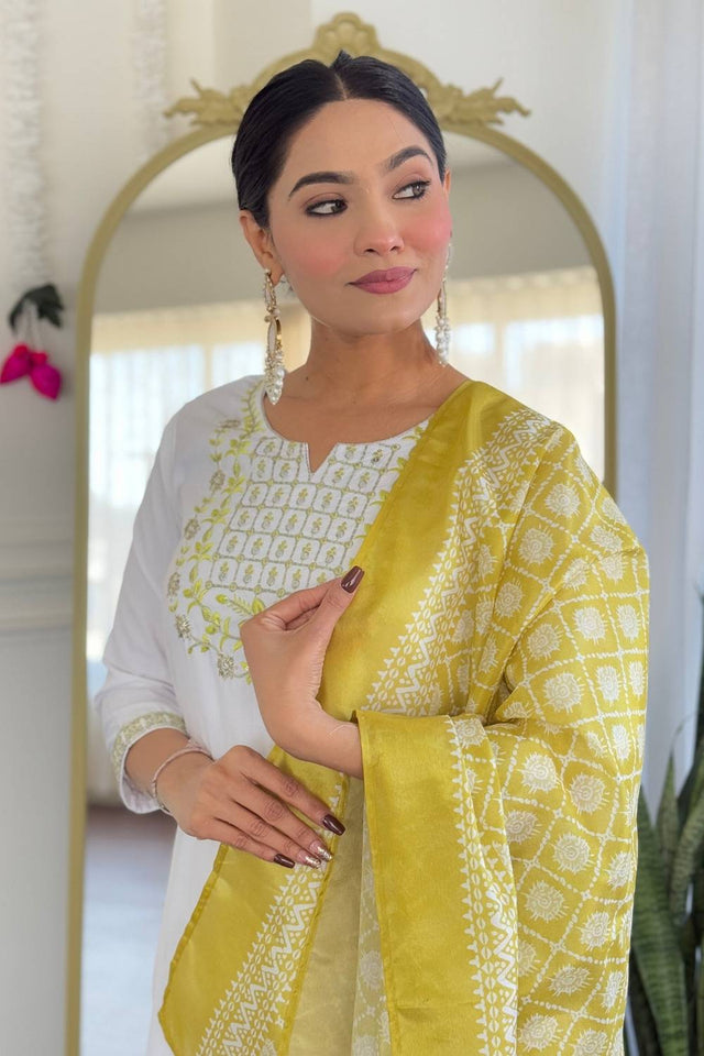 White Floral Embroidered Viscose Kurti Pant Set