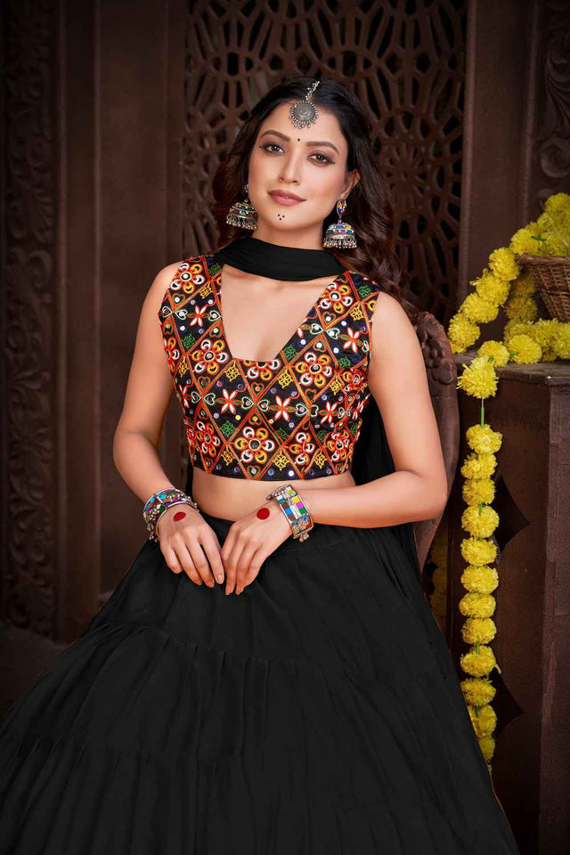 Black Solid Crepe Lehenga
