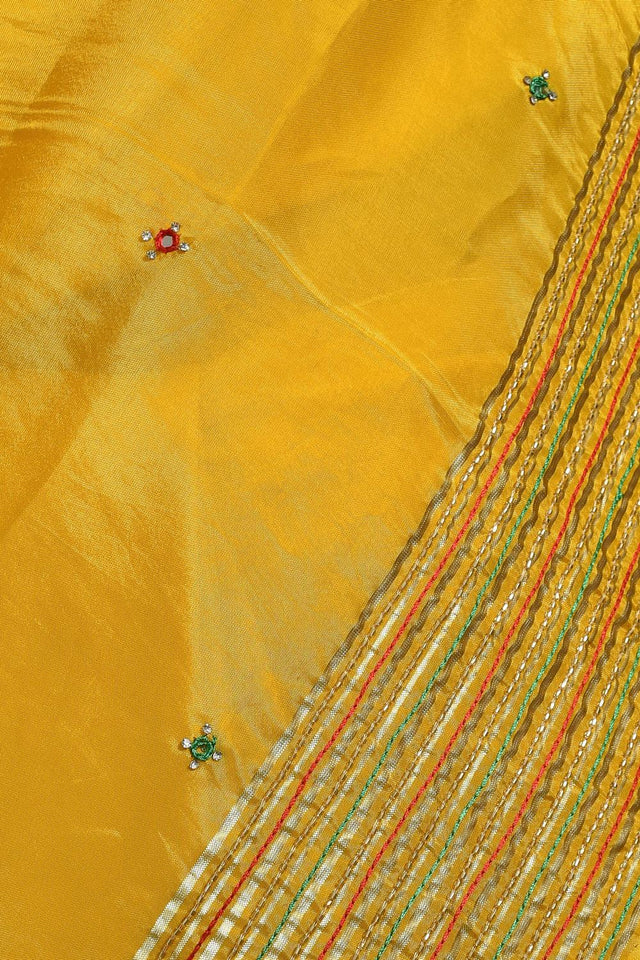 Yellow Embroidered Silk Blend Saree (RBMYRZ6C3836)