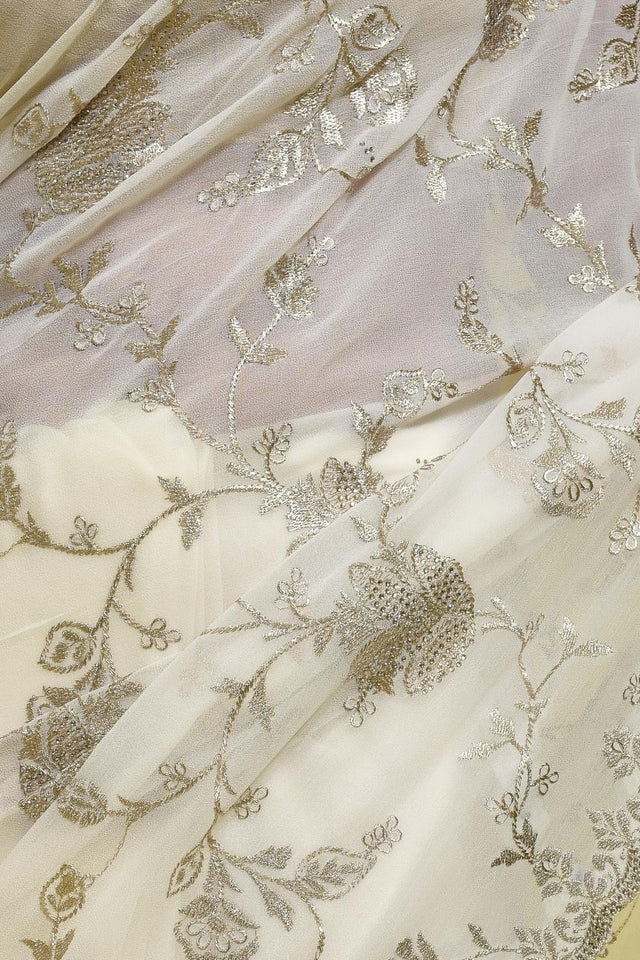 Off-White Beads & Stone Embossed Georgette Saree (RRPCCO6C3758)