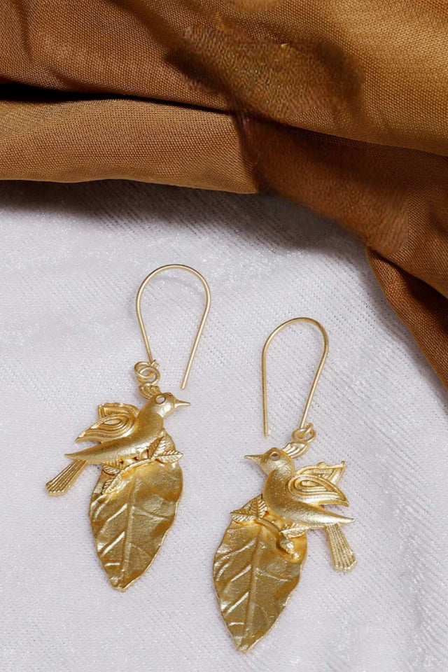 Gold Alloy Earring