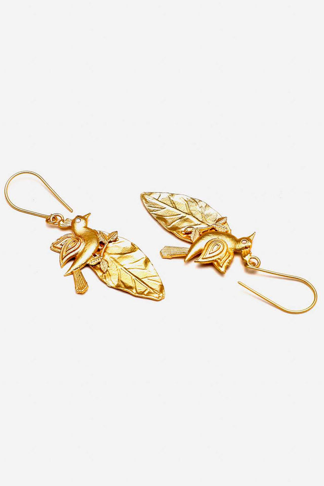 Gold Alloy Earring