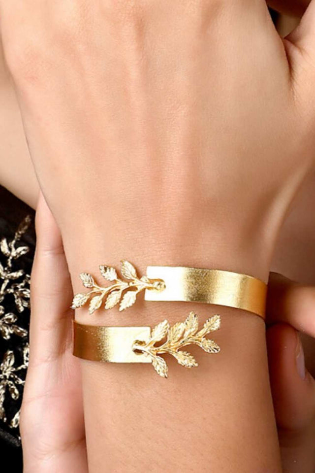 Gold Alloy Bracelet