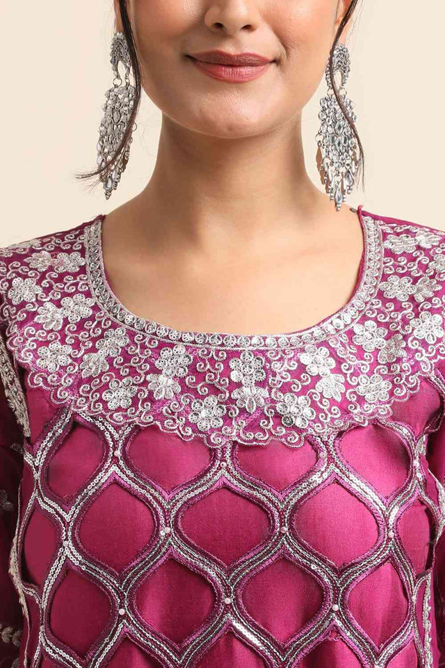 Wine Faux Georgette Pakistani Salwar Suit