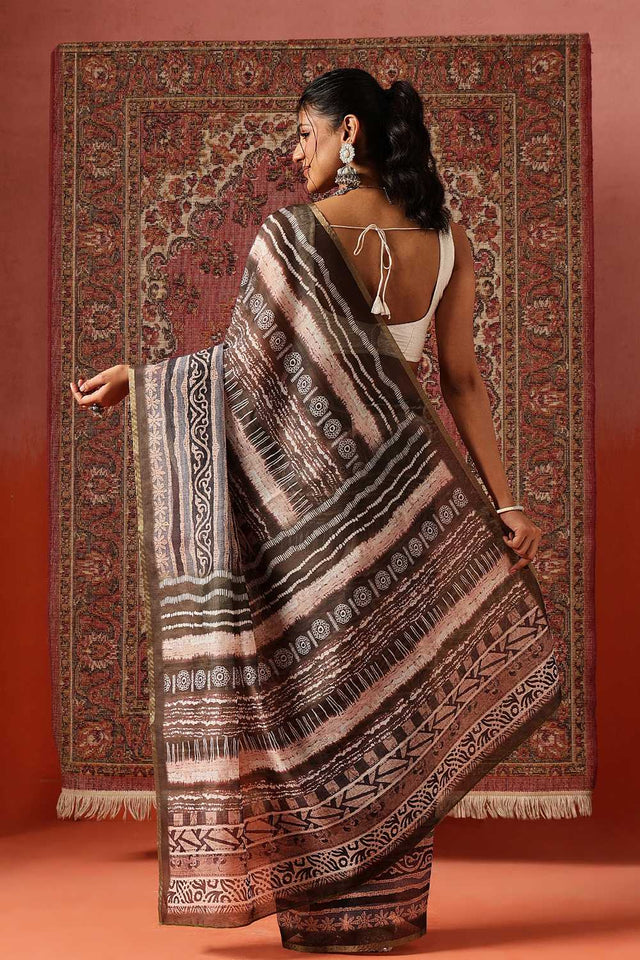 Multi Color Abstract Printed Cotton Blend Saree