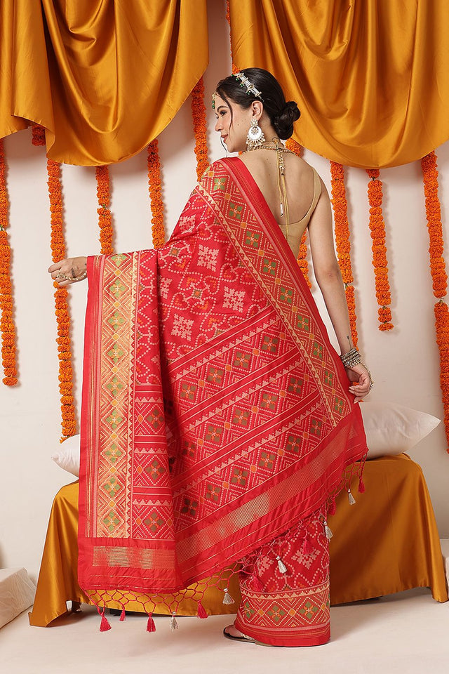 Red Ikkat Woven Silk Saree (SZ-WVPATOLA-3268)