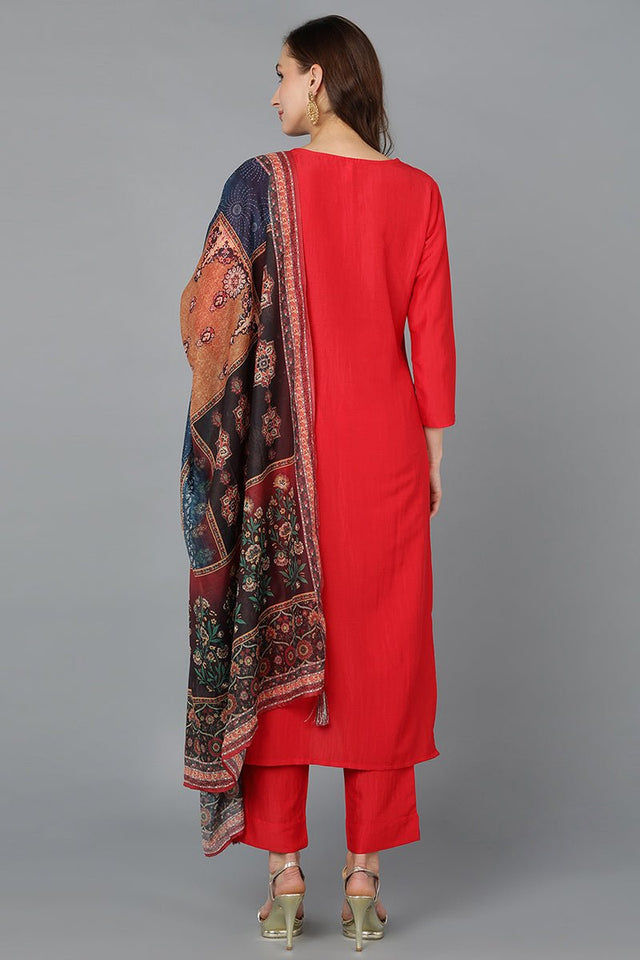 Red Silk Blend Embroidered Straight Kurti Pant With Dupatta