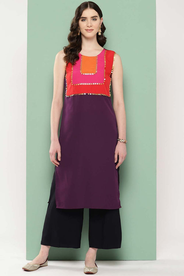 Women's Burgundy Crepe Solid Kurti