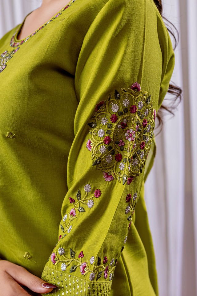 Dark Green Floral Embroidered Viscose Kurti Pant Set (iva-111-ParrotGreen)