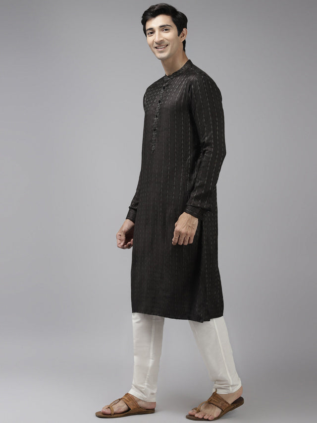 Buy Men's Oliveâ Cotton Woven Thread Work Straight Kurta Online - Front