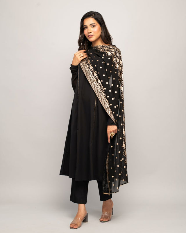 Black Crepe Printed Kurti Pant Set