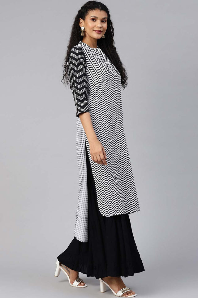 Black Crepe Chevron Print Kurti