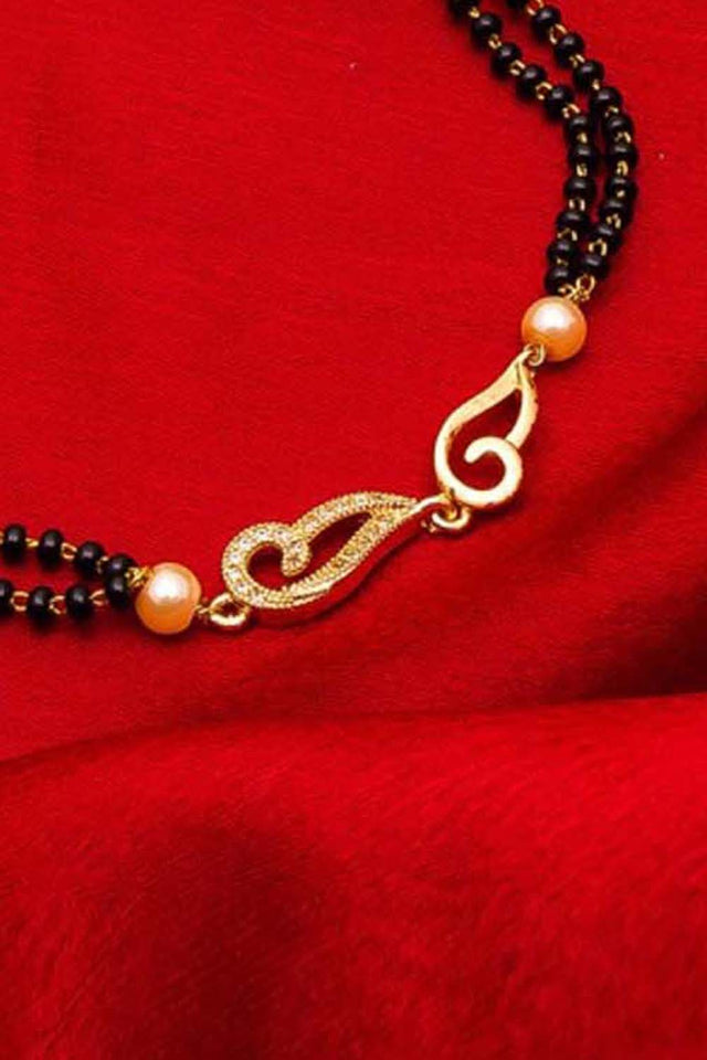 Alloy Bracelet in Gold and Black Women's Online