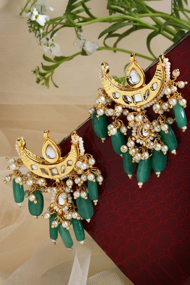 Green And White Gold-Plated Kundan And Pearls Dangler Earring