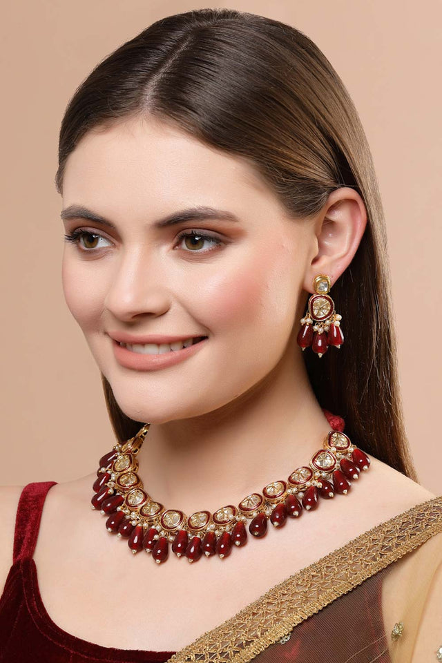Red Gold-Plated Kundan And Pearls Drop Earring