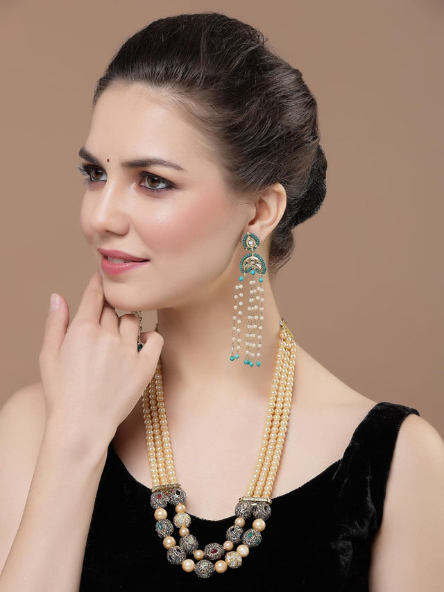 Blue And White Drop Earring With Kundan And Pearls