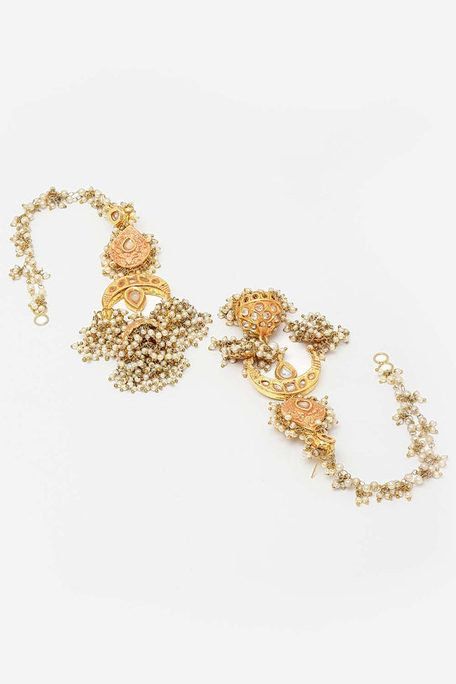 White And Gold Gold-Plated Kundan And Pearls Jhumka Earring