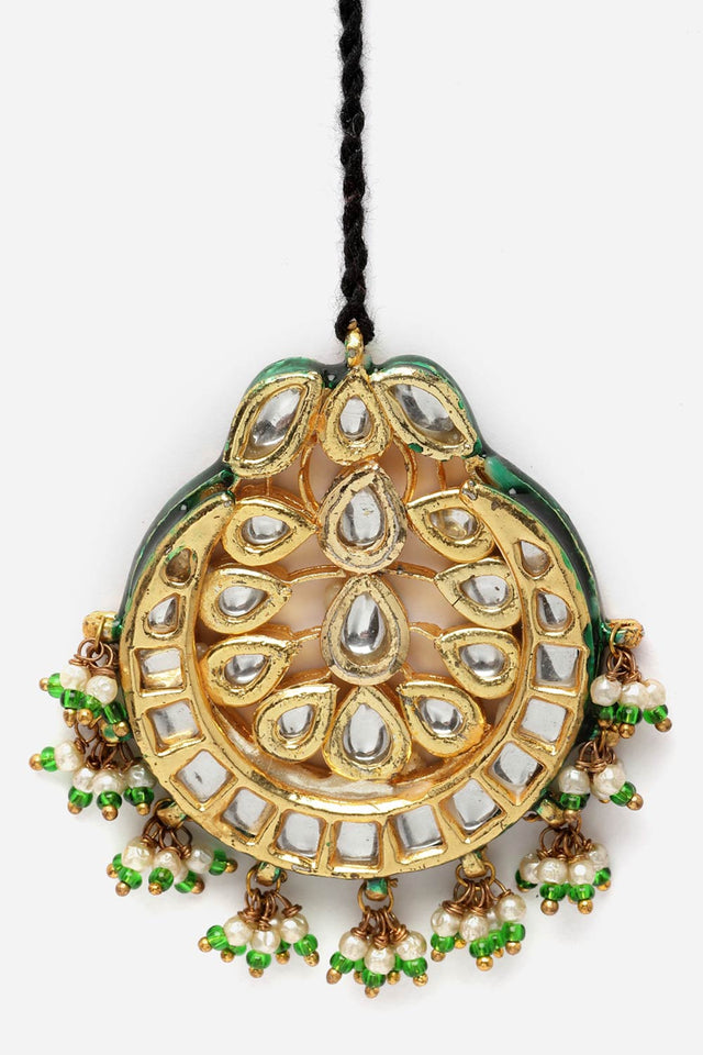 Gold And Green Mang Tikka Head Jewelry With Kundan And Pearls