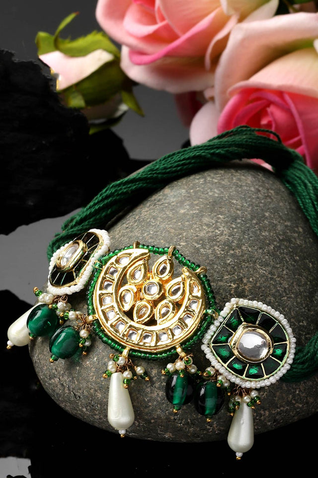 Green And Gold Choker Necklace With Kundan And Pearls