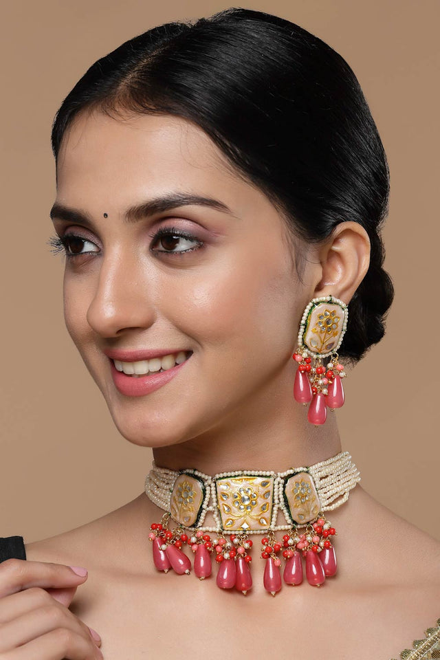 Peach And Pink Choker Necklace With Kundan And Pearls