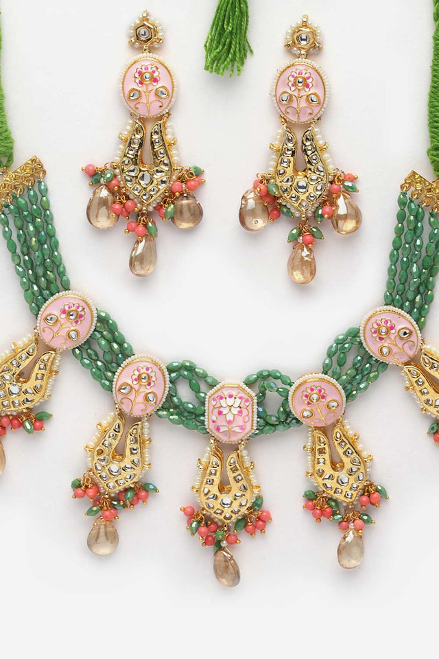 White And Green Kundan And Pearls Necklace And Earring Set