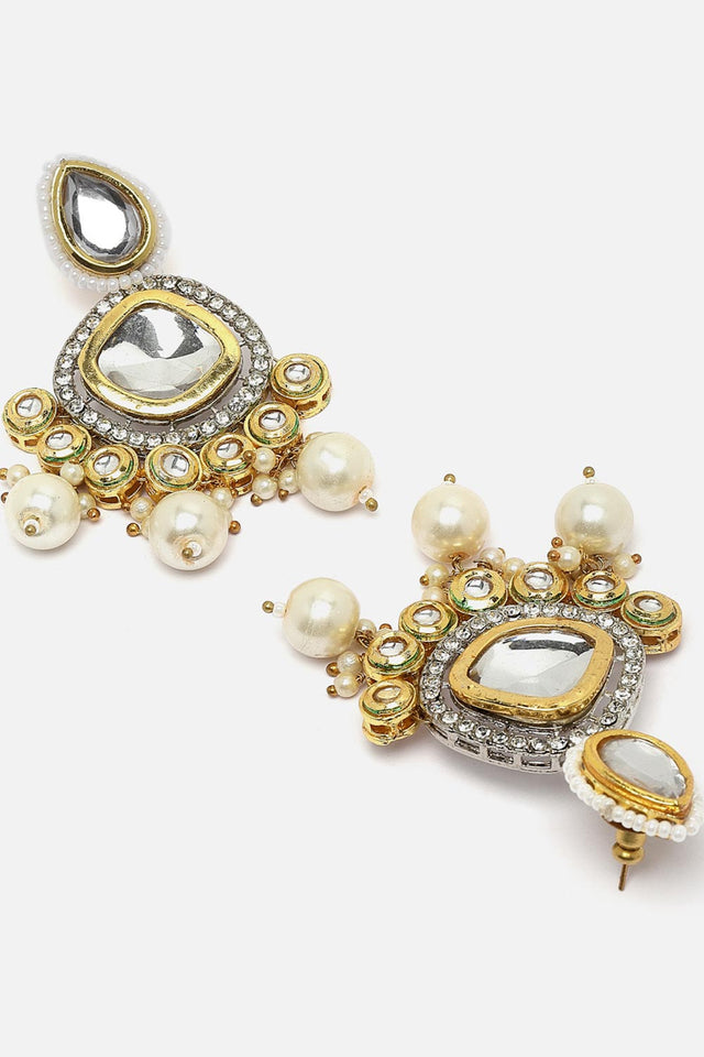 Green And Gold Necklace With Earring Jeweler Set Kundan And American Diamonds