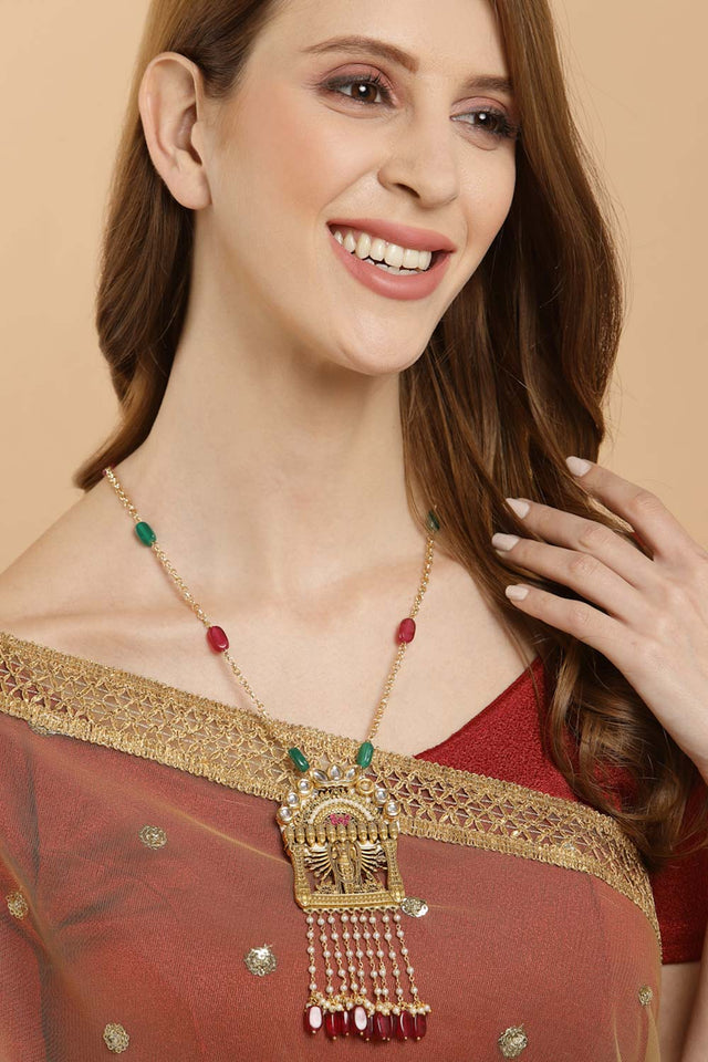 Red And Green Gold-Plated Kundan And Pearls Necklace