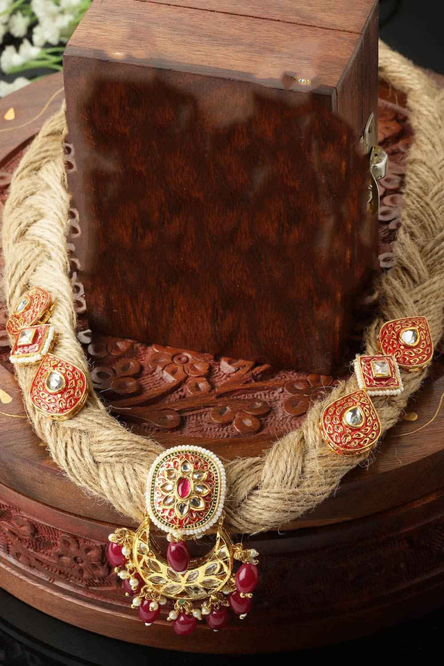 Pink And Red Haar Necklace With Kundan And Pearls