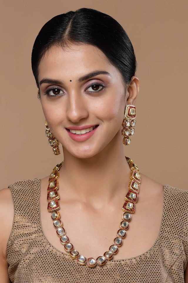 Red And Gold Haar Necklace With Kundan And Pearls