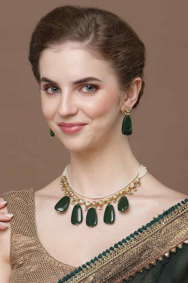 Green And Gold Haar Necklace Kundan And Pearls