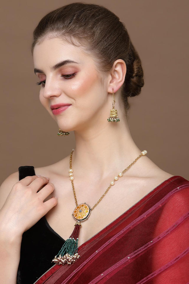 Red And Green Haar Necklace Kundan And Pearls