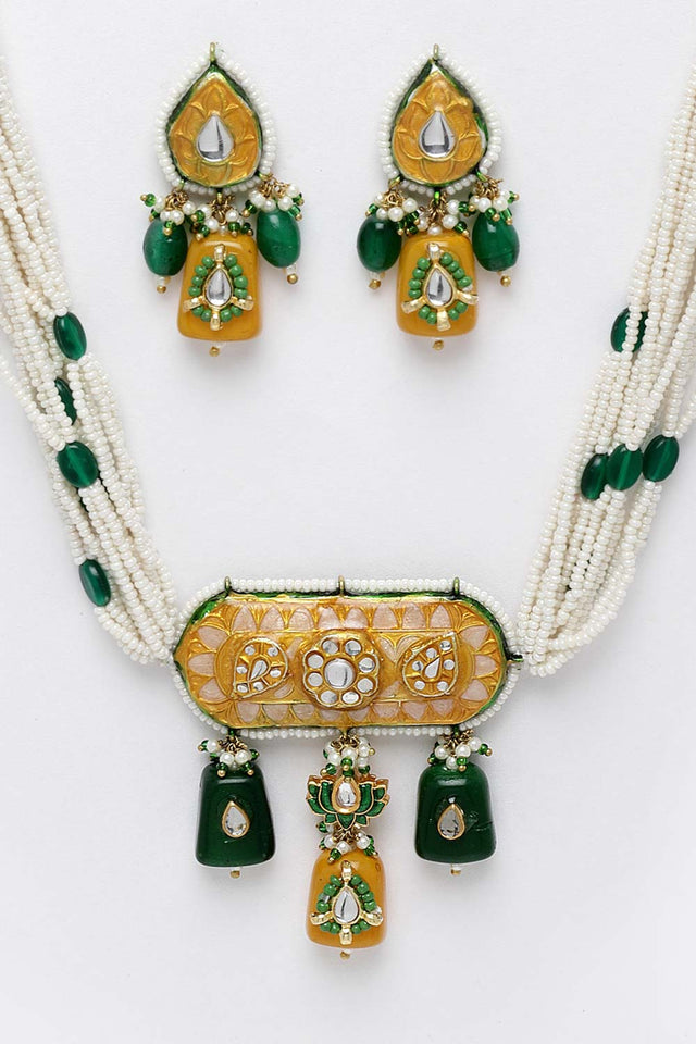 Green And White Gold-Plated Kundan And Pearls Jewelry Set