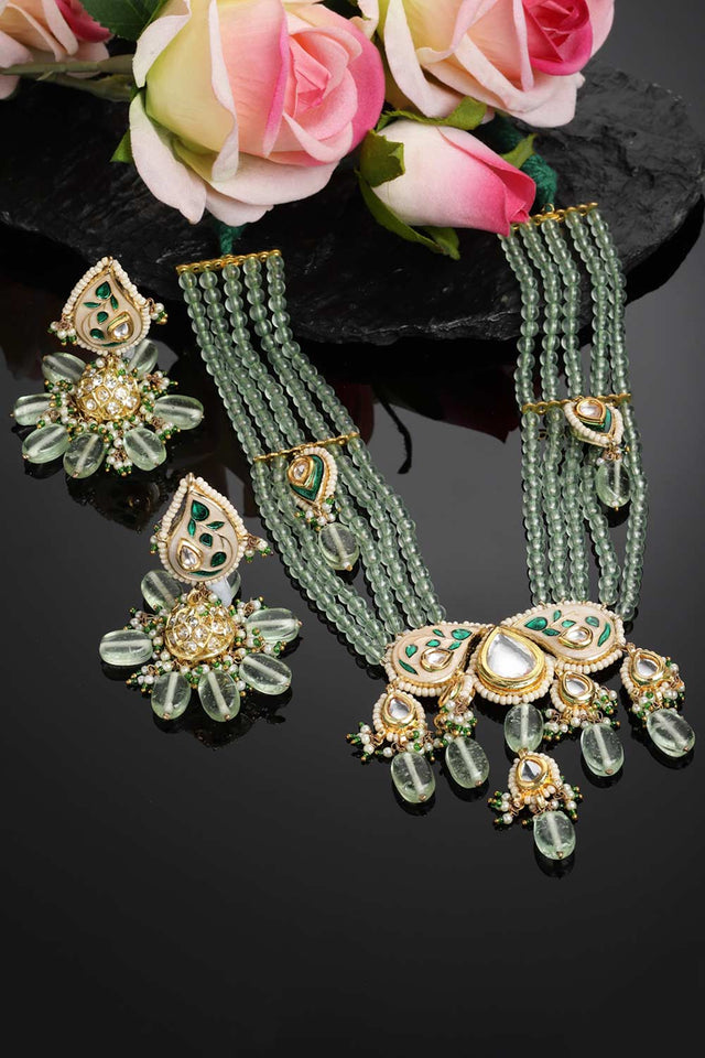 Green And White Kundan And Pearls Necklace And Earring Set (DGNHE23011)