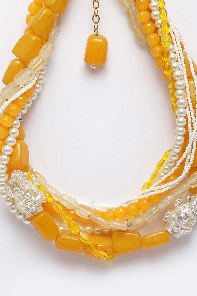 Yellow And White Gold-Plated Kundan And Pearls Necklace